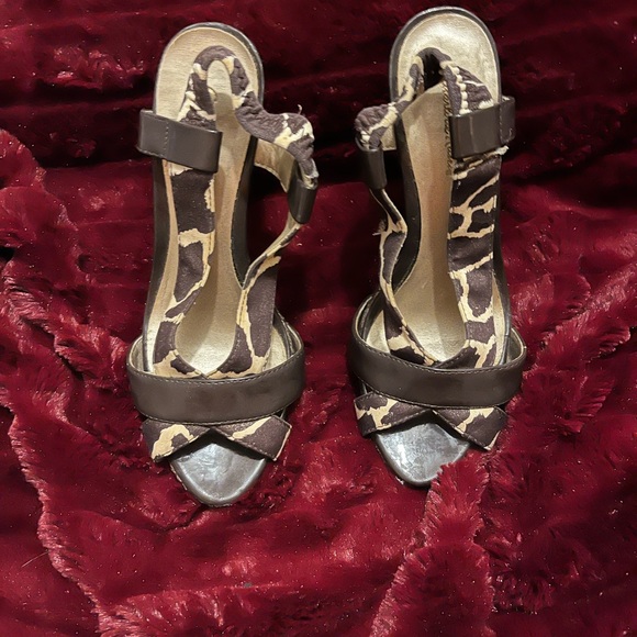 Sandals - Picture 2 of 2